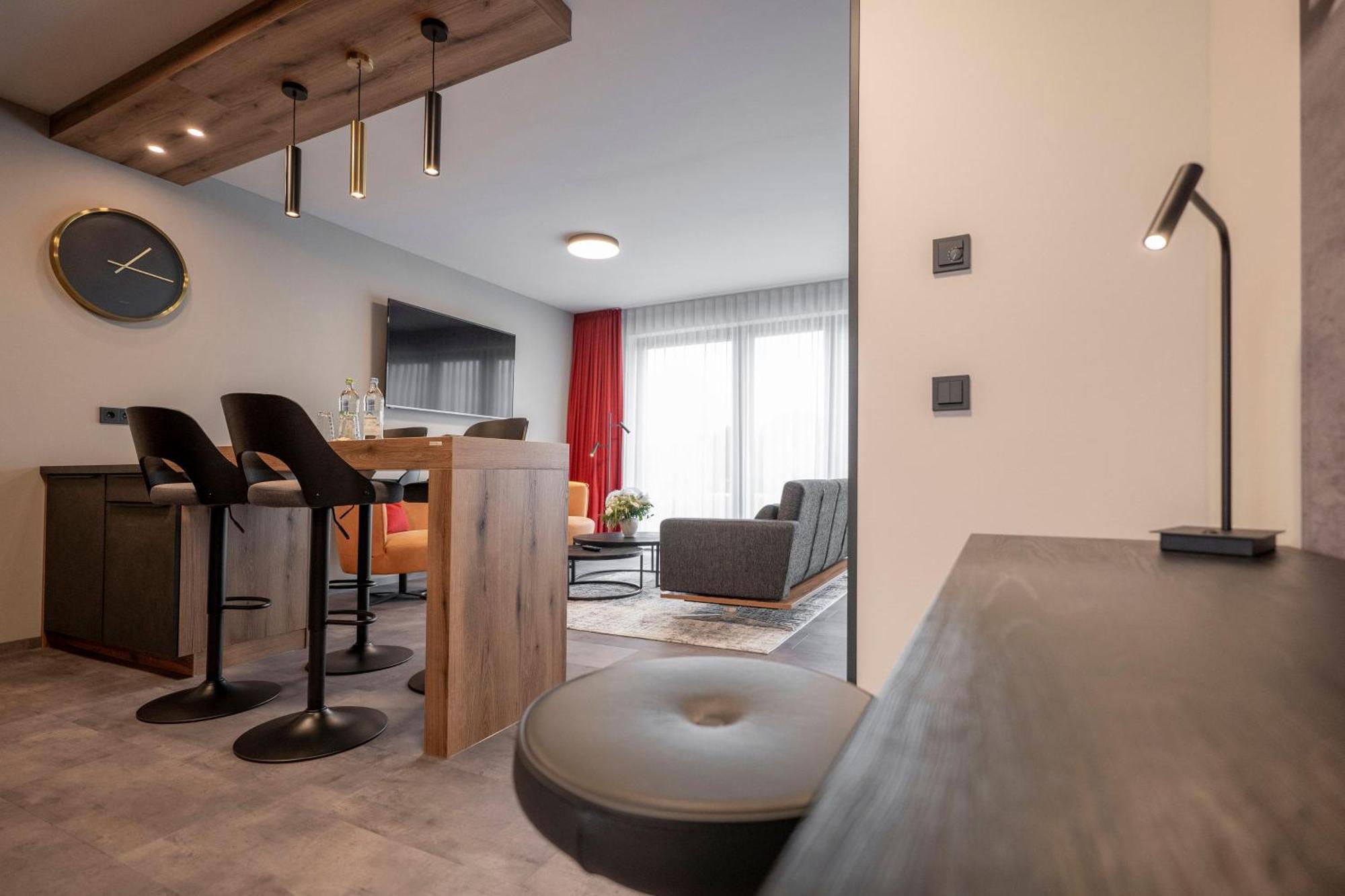 Ferienwohnung Quartier Am Sachsenring Oberlungwitz Exterior foto